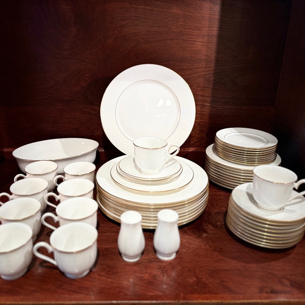 Lenox Debut Collection- Hannah Bone